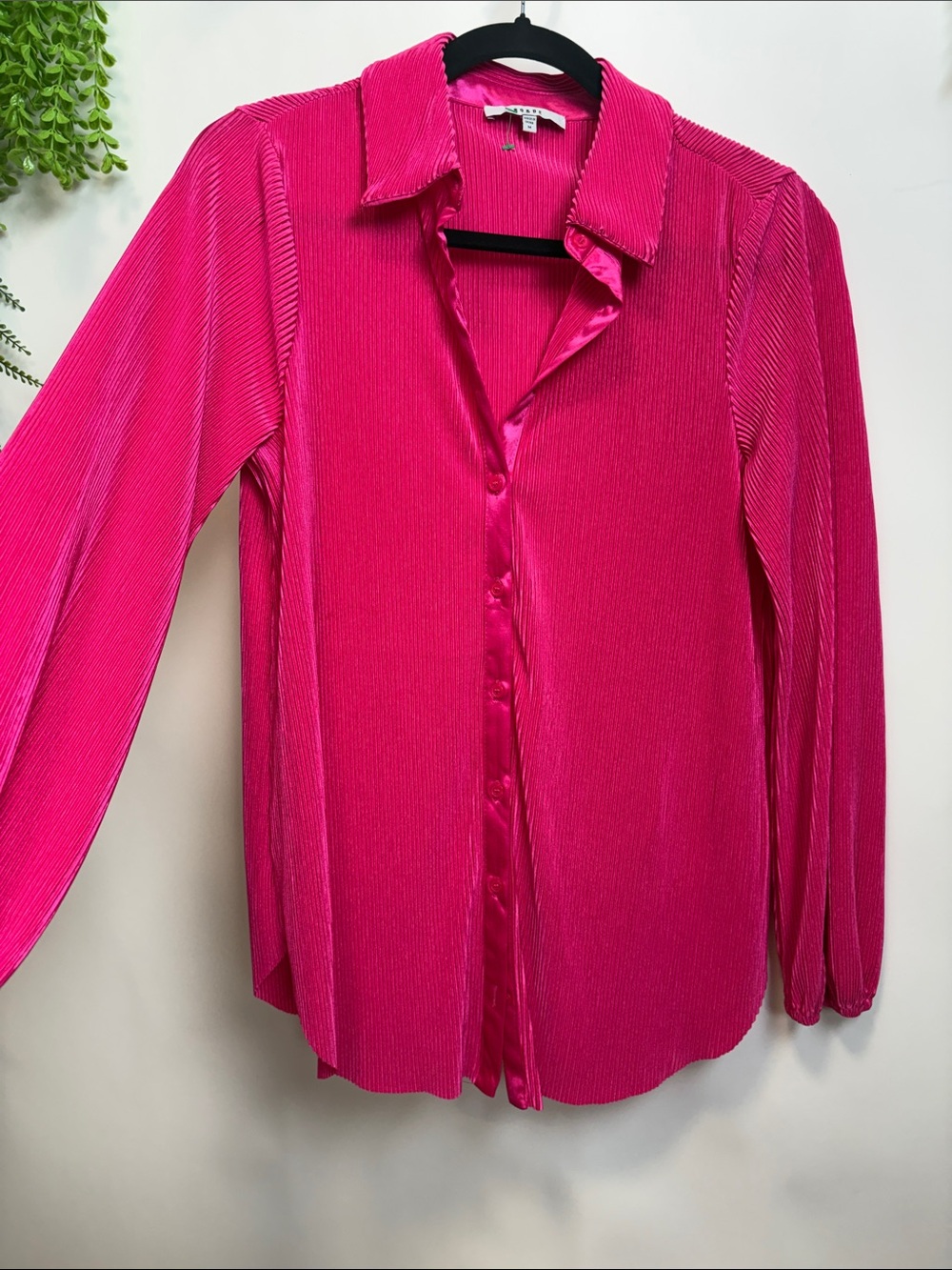 Women's Fuchsia Button-Down Blouse with Textured Rib